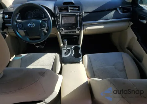 2012 Toyota Camry Base z USA, uszkodzony, nr VIN 4T1BF1FK2CU088564